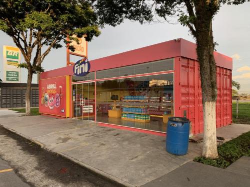 COMPLEXO-DE-ALIMENTACAO-E-COMPRAS-17